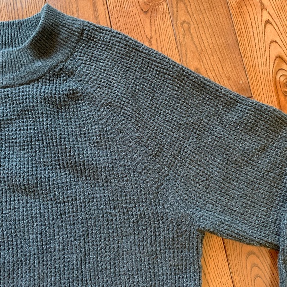 Womens gap mock neck sweater - medium - Picture 2 of 5